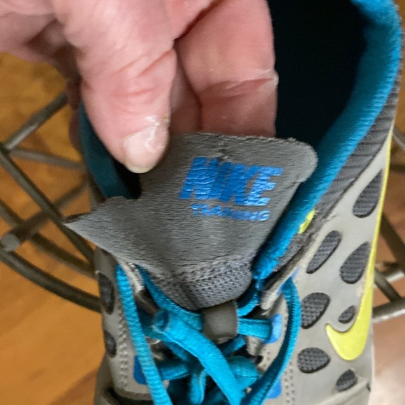 REPOSH,NIKE PRE-LUV TRAINERS KOOL PRINT GRAY,BLUE, YELLOW NIKE CHECK - Picture 6 of 7